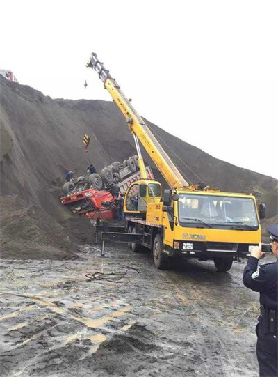 柯城区上犹道路救援